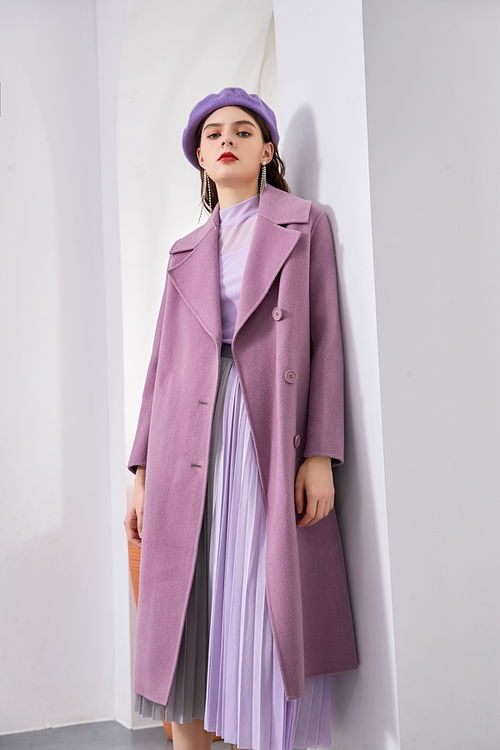 女裝加盟商機無限,服裝品牌環(huán)球社協(xié)助江蘇馬女士簽約艾麗哲把握行業(yè)風(fēng)口